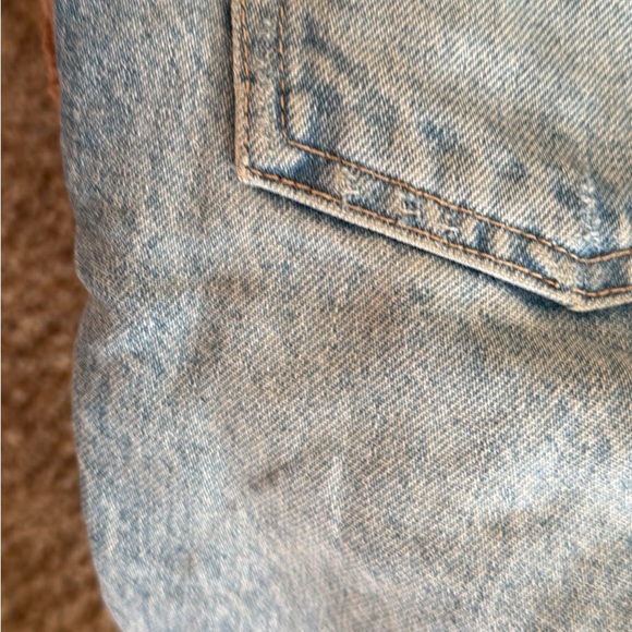 Zara Brand Distressed Light Blue Women's Jeans - Picture 3 of 6